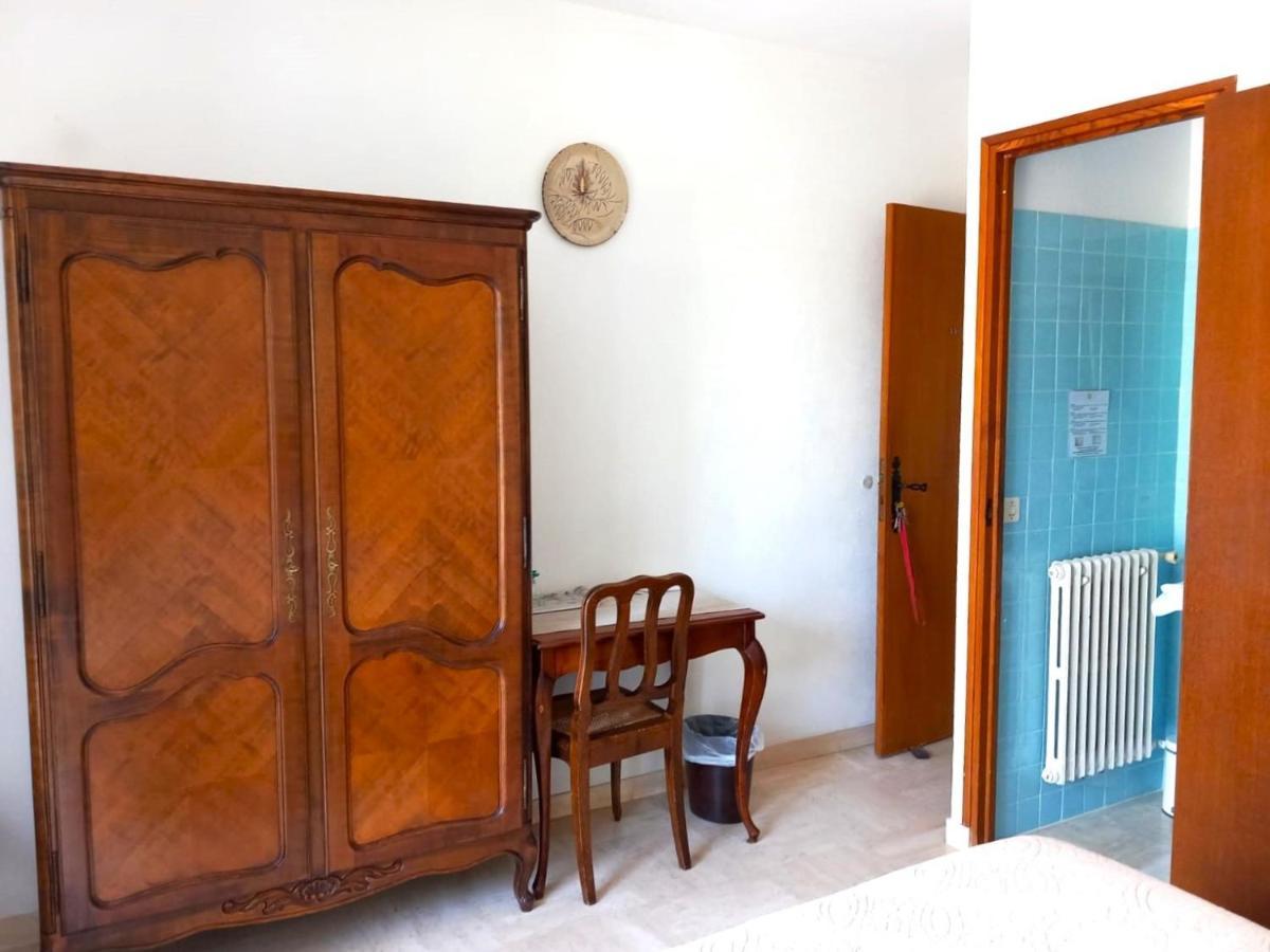 Hotel Cap Soleil كافالير سور مير المظهر الخارجي الصورة