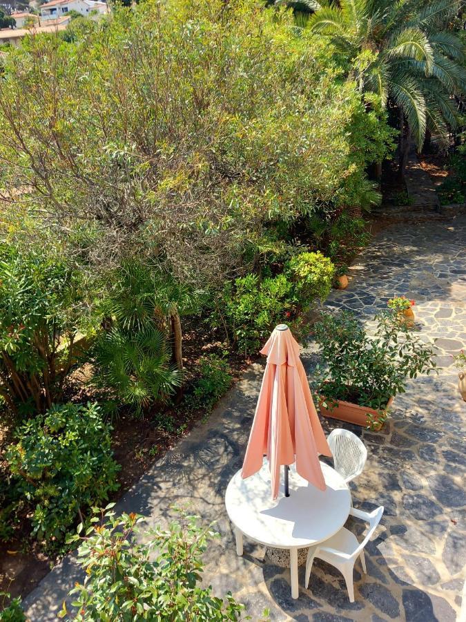 Hotel Cap Soleil كافالير سور مير المظهر الخارجي الصورة