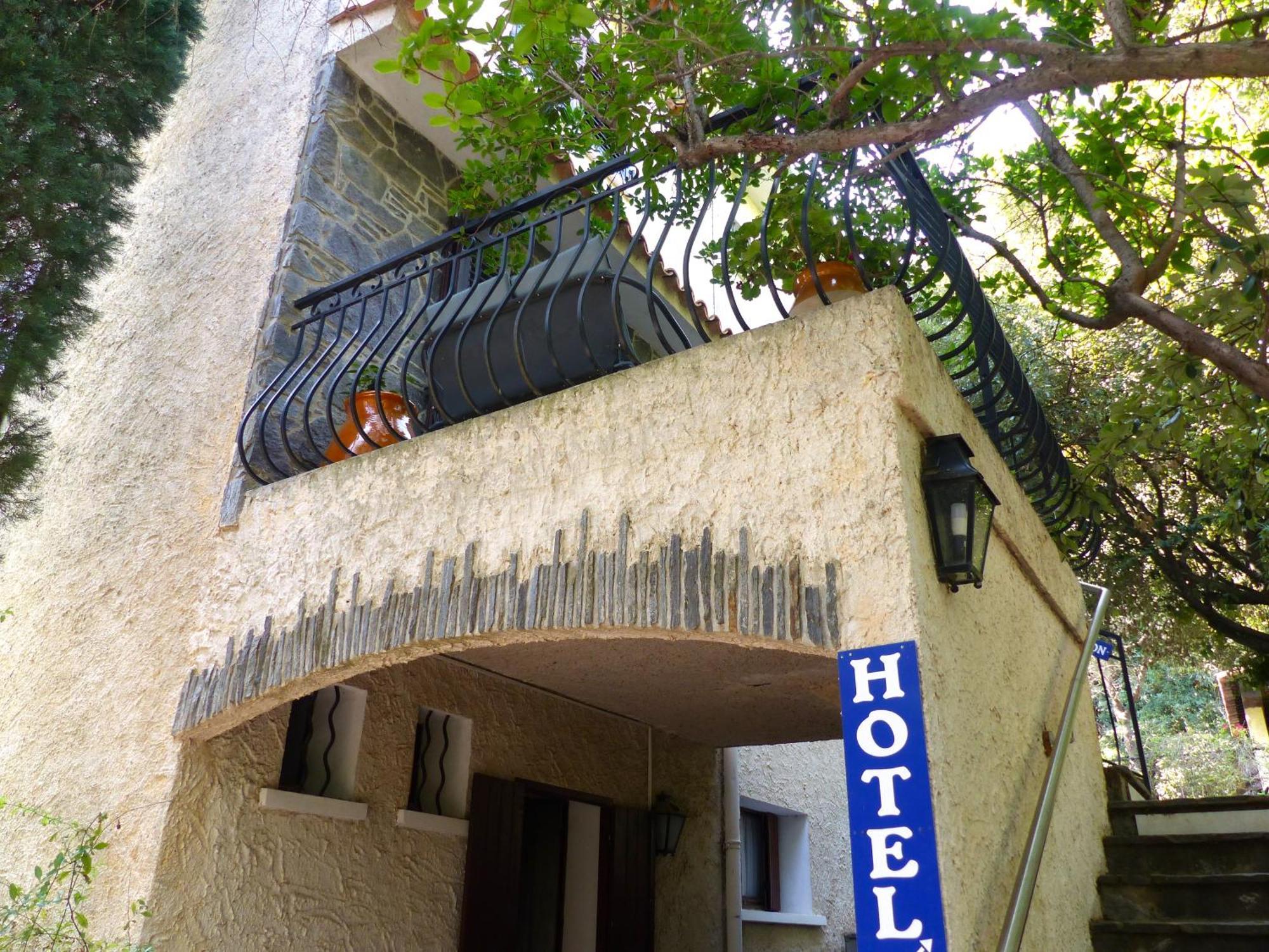 Hotel Cap Soleil كافالير سور مير المظهر الخارجي الصورة